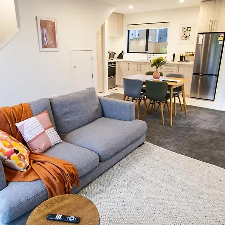 St Albans 2 Bed Townhouse With Carpark Apartment Christchurch Exterior photo